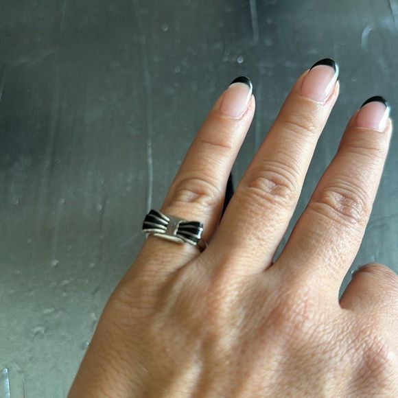 Salvatore Ferragamo Bow Black Enamel Ring Size 50 Sterling Silver 925 - Picture 5 of 9
